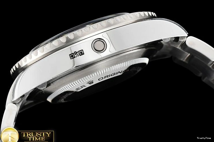 0412 ROLSD076 – Seadweller FreshLook 1016